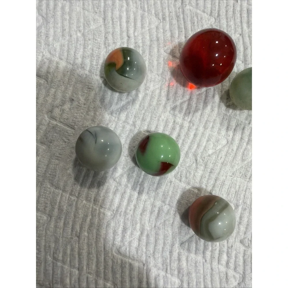 Lot Of 13 Vintage Marbles 11-regular 1- Shooter 1-mini 4 Damaged